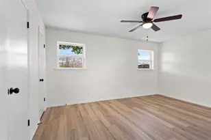 1905 Cimarron Trail, Hurst, TX 76054 - Photo 27