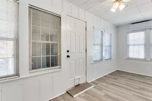 4812 Calmont Ave, Fort Worth, TX 76107 - Photo 3