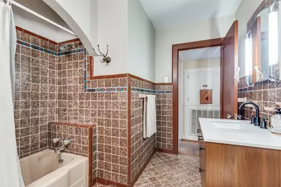 700 N Oak Cliff Boulevard, Dallas, TX 75208 - Photo 17