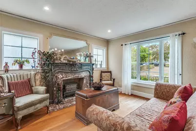 700 N Oak Cliff Boulevard, Dallas, TX 75208 - Photo 7