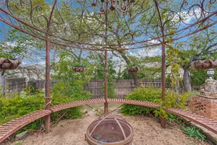 700 N Oak Cliff Blvd, Dallas, TX 75208 - Photo 13