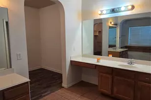 662 Oak Creek Dr, Cedar Hill, TX 75104 - Photo 11