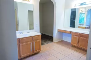 662 Oak Creek Dr, Cedar Hill, TX 75104 - Photo 7