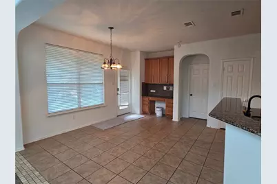 662 Oak Creek Drive, Cedar Hill, TX 75104 - Photo 9