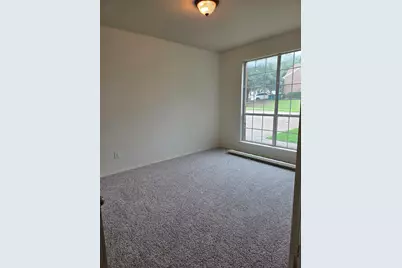 662 Oak Creek Drive, Cedar Hill, TX 75104 - Photo 3