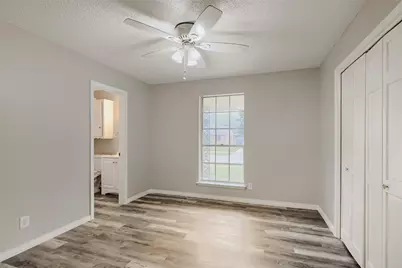 829 Poinsettia Drive, Lancaster, TX 75146 - Photo 15