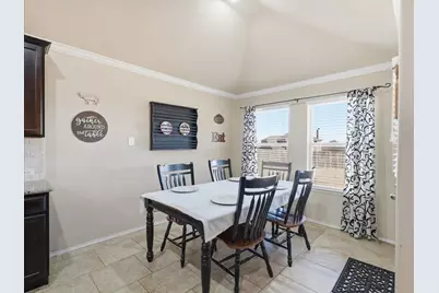 357 Coral Vine Lane, Burleson, TX 76028 - Photo 9