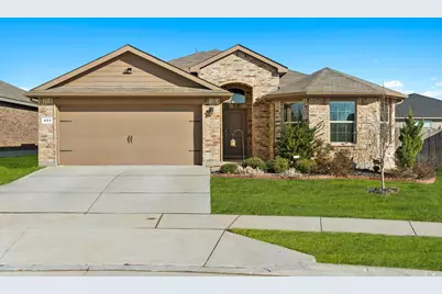 421 Houndstooth Drive, Fort Worth, TX 76131 - Photo 1