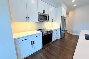 3255 Carlisle St, Dallas, TX 75204 - Photo 3