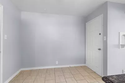 5837 Locke Avenue #D, Fort Worth, TX 76107 - Photo 15