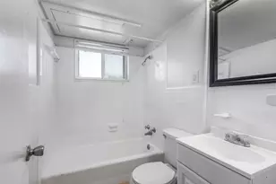 5837 Locke Ave, Fort Worth, TX 76107 - Photo 11