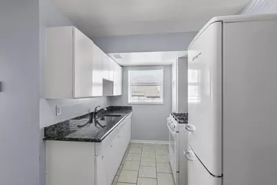 5837 Locke Avenue #D, Fort Worth, TX 76107 - Photo 7