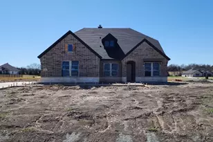 1455 Julian Dr, Van Alstyne, TX 75495 - Photo 1