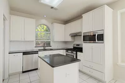 7905 Pirates Cove Drive, Plano, TX 75025 - Photo 13