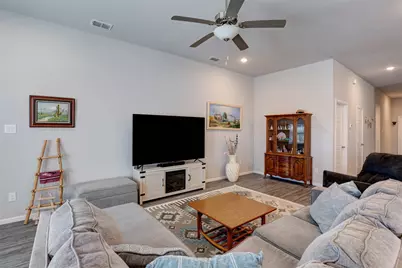 8948 Bronze Meadow Drive, Fort Worth, TX 76131 - Photo 5