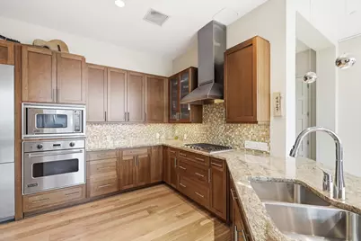 1301 Throckmorton Street #2705, Fort Worth, TX 76102 - Photo 5