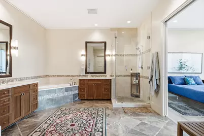 1301 Throckmorton Street #2705, Fort Worth, TX 76102 - Photo 17