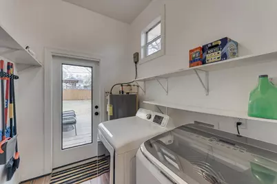 909 Elsbeth Street, Dallas, TX 75208 - Photo 19