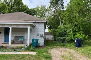 215 Maple St, Denton, TX 76201 - Photo 3