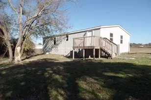 178 Valley Lake Ln, Springtown, TX 76082 - Photo 3