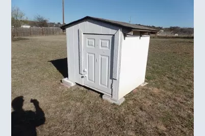 178 Valley Lake Lane, Springtown, TX 76082 - Photo 19