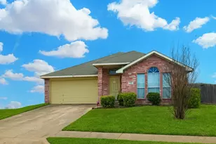 701 Sunflower Ln, Cedar Hill, TX 75104 - Photo 1