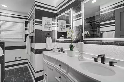 5332 Nadine Drive, Haltom City, TX 76117 - Photo 15