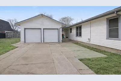 5332 Nadine Drive, Haltom City, TX 76117 - Photo 29