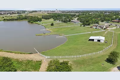 6718 Eastview Drive, Sachse, TX 75048 - Photo 9