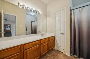 5424 Childress Dr, Grand Prairie, TX 75052 - Photo 25