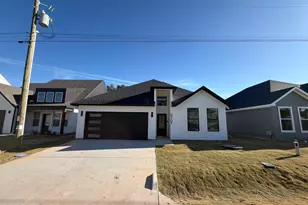 5707 Barkridge Dr, Granbury, TX 76048 - Photo 1