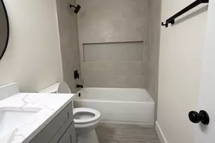 5707 Barkridge Dr, Granbury, TX 76048 - Photo 15