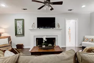 3727 W Biddison St, Fort Worth, TX 76109 - Photo 7