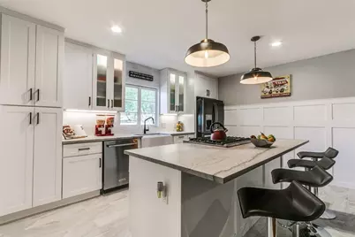 2010 N Locust Street, Denton, TX 76209 - Photo 9