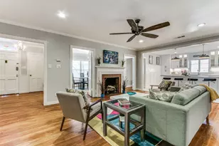 2010 N Locust St, Denton, TX 76209 - Photo 5