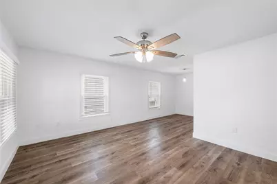 1720 Bagby Avenue, Waco, TX 76706 - Photo 1