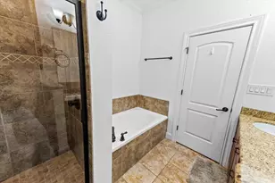 721 Austin Ave, Waco, TX 76701 - Photo 13