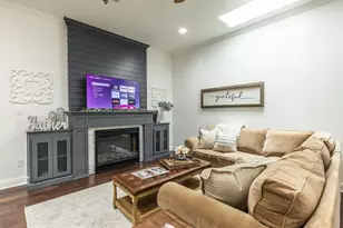 721 Austin Ave, Waco, TX 76701 - Photo 3