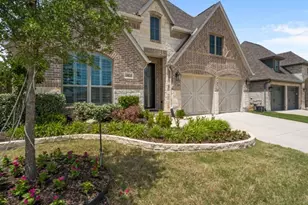10524 Oates Branch Ln, Fort Worth, TX 76126 - Photo 3