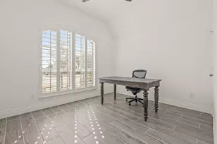 10524 Oates Branch Ln, Fort Worth, TX 76126 - Photo 5