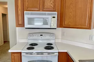 1008 Rock Springs Dr, Burleson, TX 76028 - Photo 13