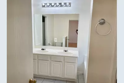 1008 Rock Springs Drive, Burleson, TX 76028 - Photo 25