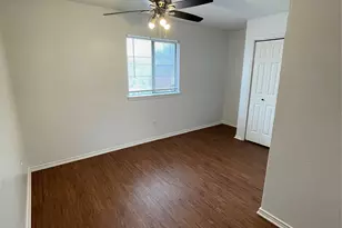 632 S Rogers Rd, Irving, TX 75060 - Photo 7