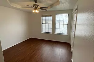 632 S Rogers Rd, Irving, TX 75060 - Photo 5