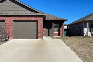 2919 Peony Dr, Sherman, TX 75092 - Photo 1