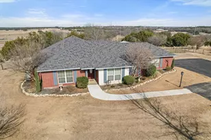 1917 Bentwater Pkwy, Granbury, TX 76049 - Photo 1