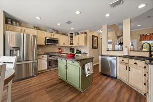 1917 Bentwater Pkwy, Granbury, TX 76049 - Photo 13