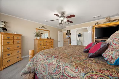 1917 Bentwater Parkway, Granbury, TX 76049 - Photo 15