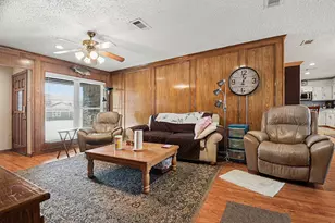 13057 Glenside Dr, Farmers Branch, TX 75234 - Photo 5