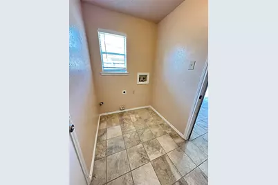 638 Grinnell Drive, Garland, TX 75043 - Photo 7